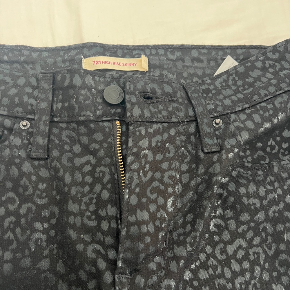 Levi's Shiny Black Skinny Jeans